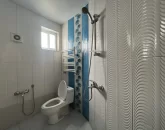 سرویس بهداشتی و حمام آپارتمان 90 متری نما سنگی قائم شهر 5656556565