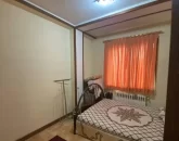 اتاق خواب بزرگ با پنچره و سیستم گرمایشی 984755847855847