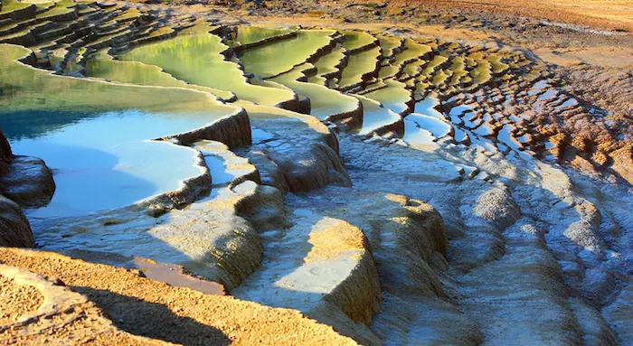 طبقات و حوضچه‌ها در چشمه باداب سورت 5945648787