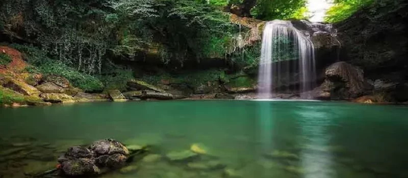 آبشار و طبیعت سرسبز جنگل دالخانی 7676777766